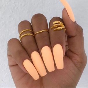 Meet your Posher, Sherlyn